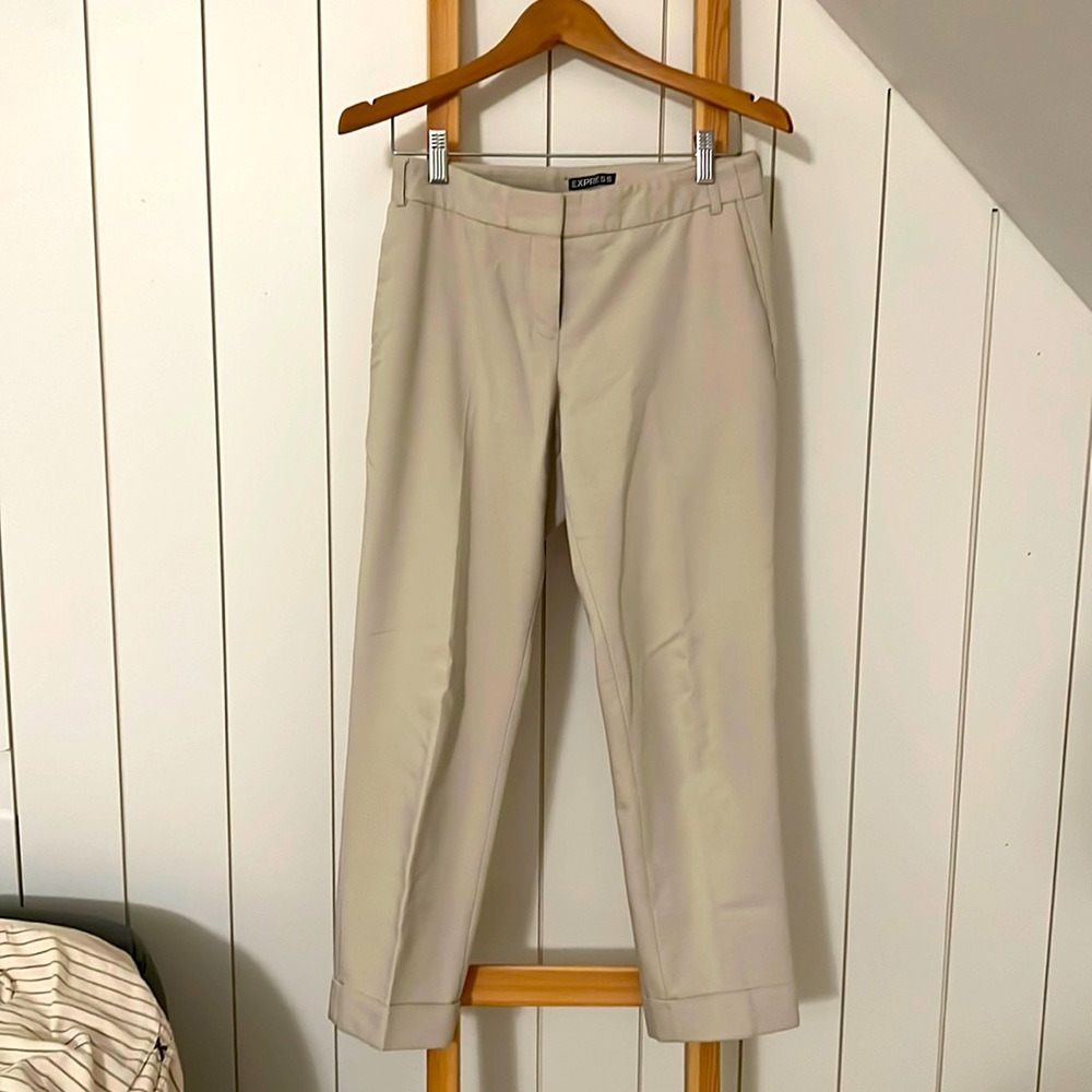 Express Women’s Khaki Pants